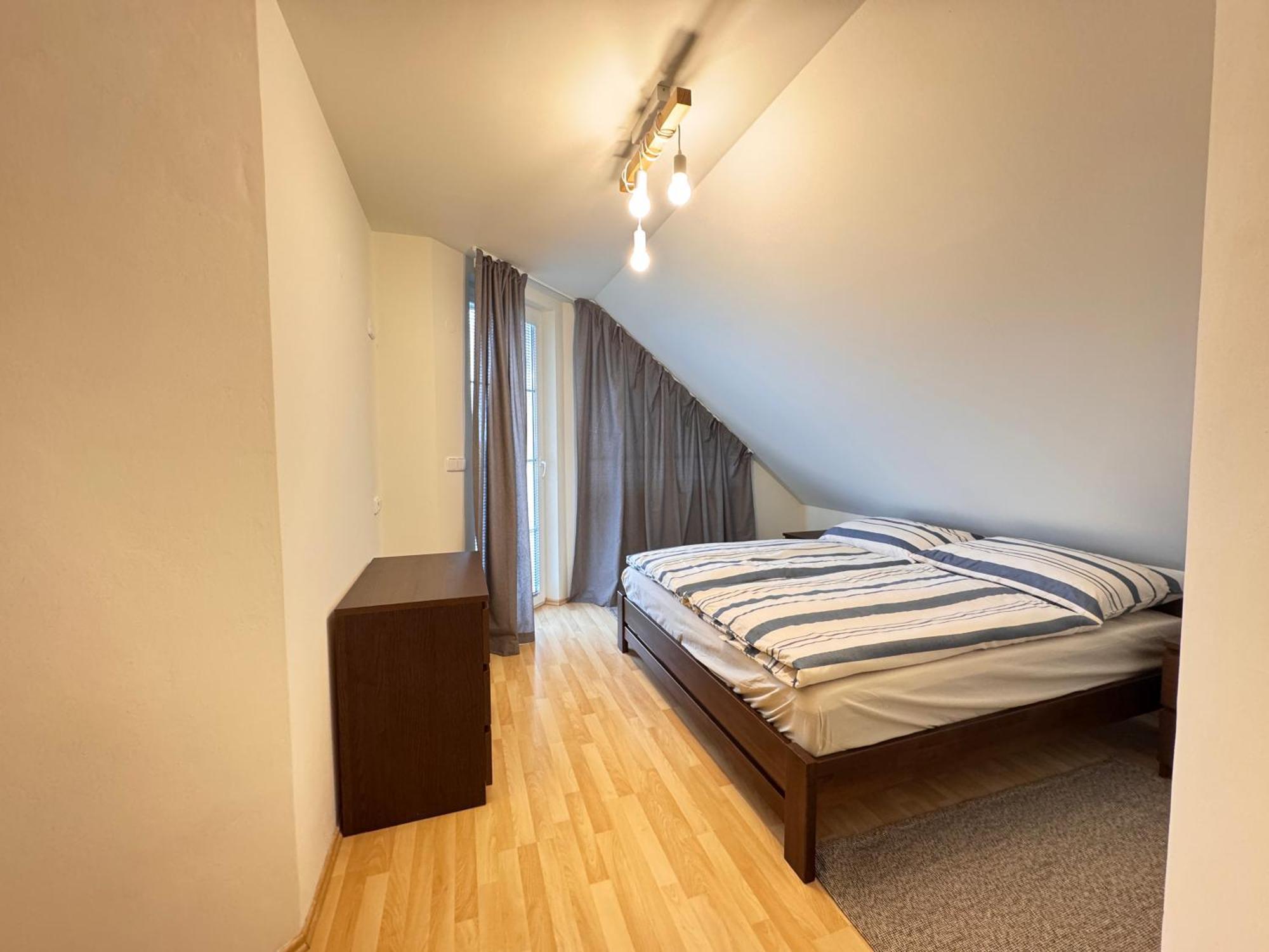 Diamondvilla, 4 Bedroom Apartment, Garden & Spa 프라하 외부 사진