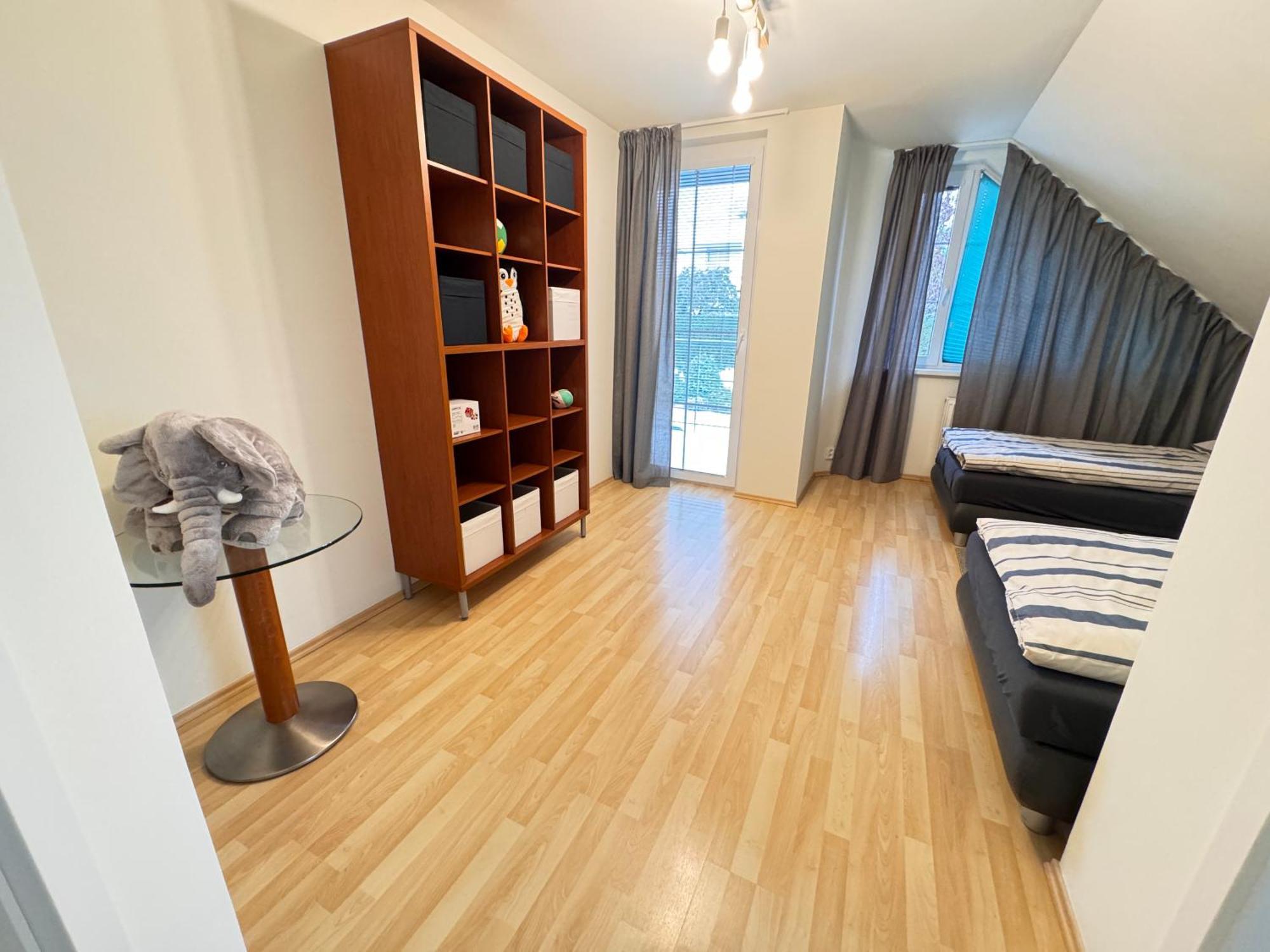 Diamondvilla, 4 Bedroom Apartment, Garden & Spa 프라하 외부 사진
