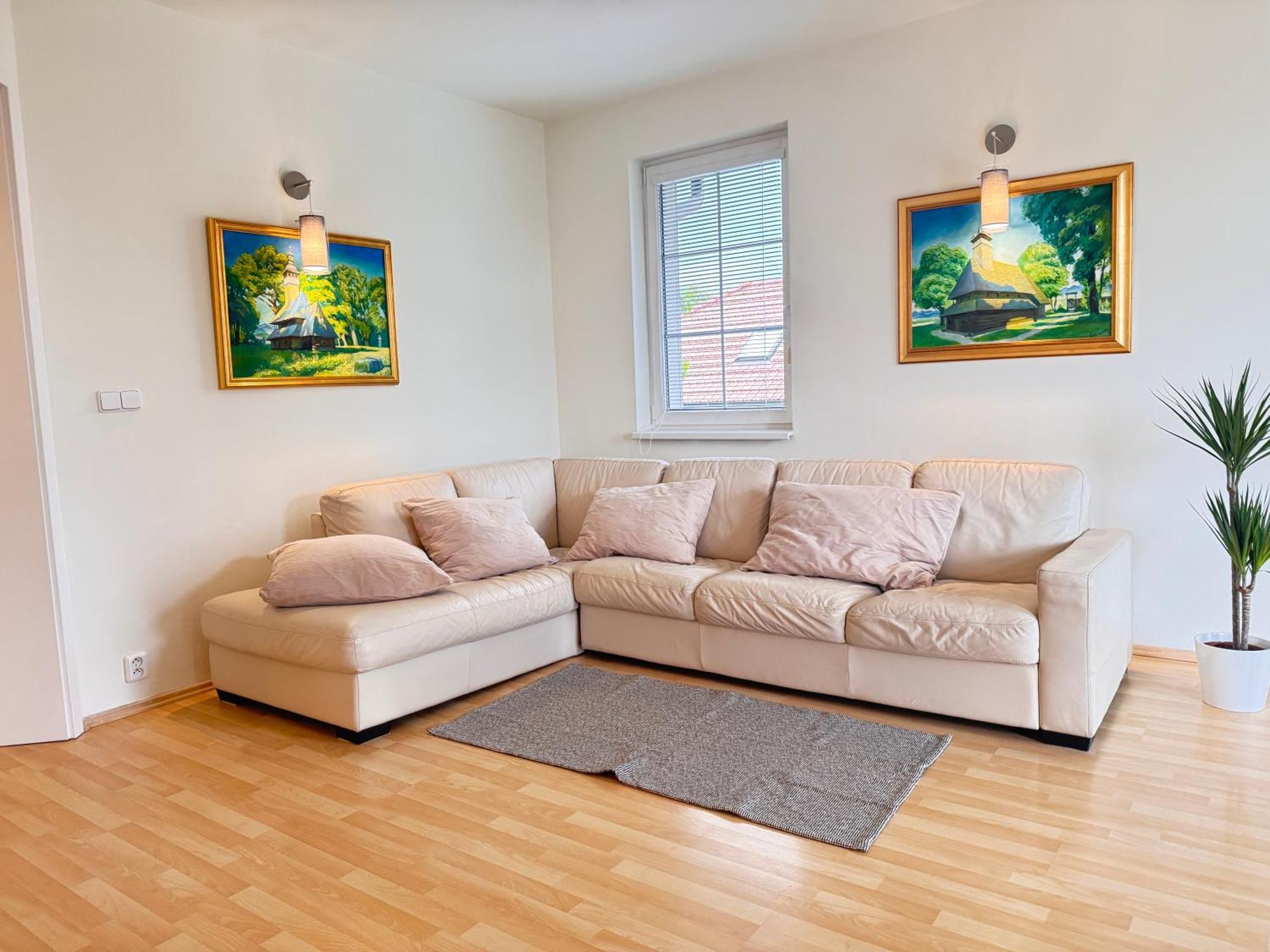 Diamondvilla, 4 Bedroom Apartment, Garden & Spa 프라하 외부 사진